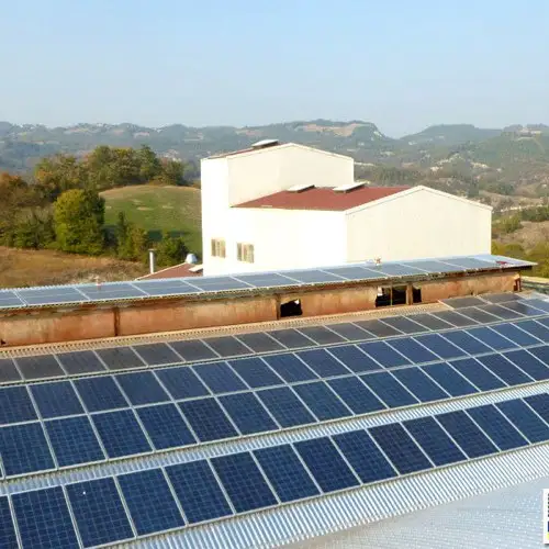 Impianti fotovoltaici per edifici ad utilizzo industriale