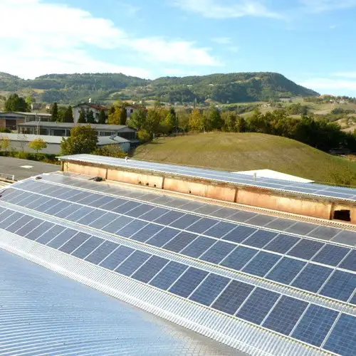Impianti fotovoltaici per edifici ad utilizzo industriale